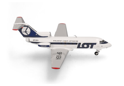 LOT Polish Airlines Yakovlev Yak-40 (Herpa Wings 1:200)