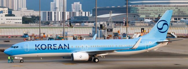Korean Air Boeing 737-900ER (JC Wings 1:200)