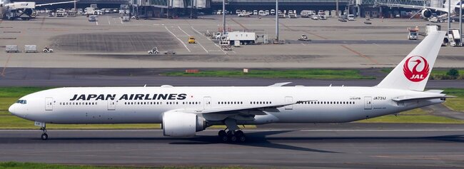 Japan Airlines Boeing 777-300ER (JC Wings 1:400)