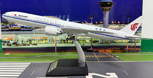 Air China Boeing 777-39LER (KJ Models 1:200)