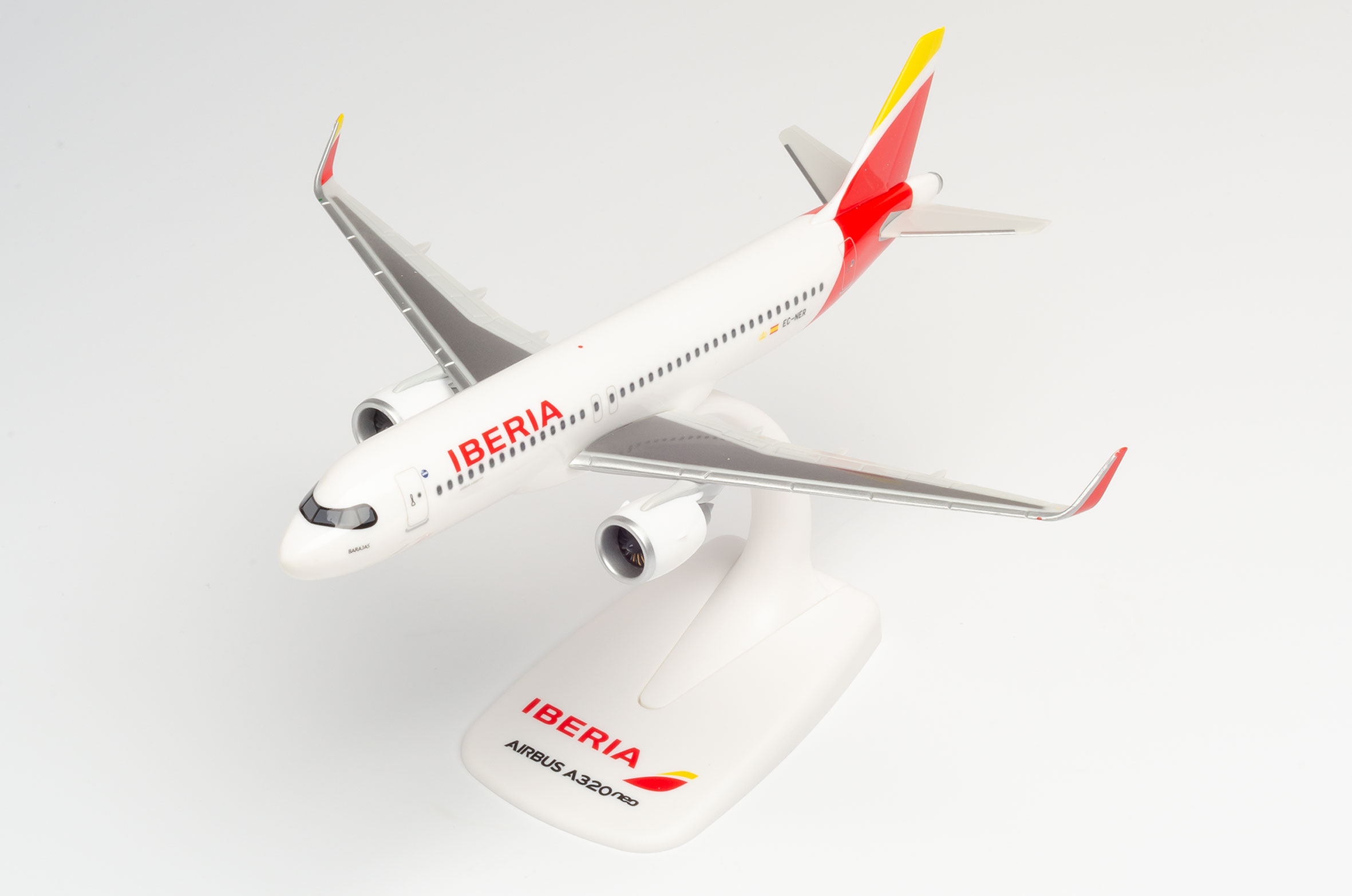 nieuws Gezichtsveld Oneindigheid ScaleModelStore.com :: Herpa Snap-Fit 1:200 - 613064 - Iberia Airbus A320neo