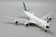 Cathay Pacific Cargo Boeing 747-8F (JC Wings 1:400)