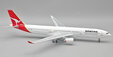 Qantas Airbus A330-303 (Inflight200 1:200)