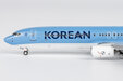 Korean Air Boeing 737-900ER/w (NG Models 1:400)
