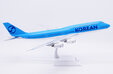 Korean Air Boeing 747-8 (JC Wings 1:200)