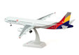 Asiana Airbus A321 (Hogan 1:200)