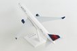 Delta Air Lines Boeing 767-300 (Skymarks 1:150)