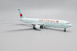 Air Canada Boeing 767-300(ER) (JC Wings 1:400)