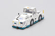 Cathay Pacific Towing Tractor (JC Wings 1:200)