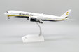 Starlux Airbus A350-900 (JC Wings 1:200)