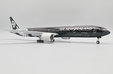 Air New Zealand Boeing 777-300ER (JC Wings 1:200)