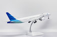 Garuda Indonesia Boeing 777-300(ER) (JC Wings 1:200)