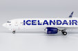 Icelandair Boeing 737 MAX 9 (NG Models 1:400)