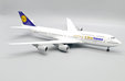 Lufthansa Boeing 747-8 (JC Wings 1:200)