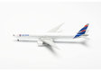 LATAM Airlines Brasil Boeing 777-300ER (Herpa Wings 1:500)