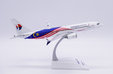 Malaysia Airlines Boeing 737 MAX 8 (JC Wings 1:200)