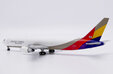 Asiana Cargo Boeing 767-300F (JC Wings 1:400)